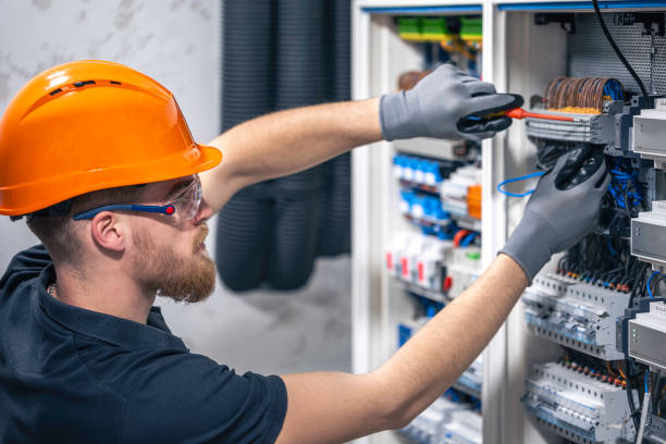 Best Local Electrician Companies  in Moa, UT